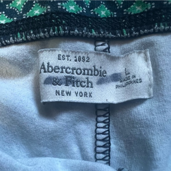 Abercrombie & Fitch Blue & Green Patterned Yoga Leggings. Size L - Picture 6 of 10